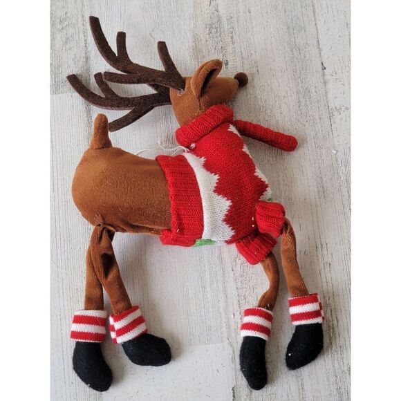 Plush hanging reindeer sweater home Xmas decor - Picture 6 of 7
